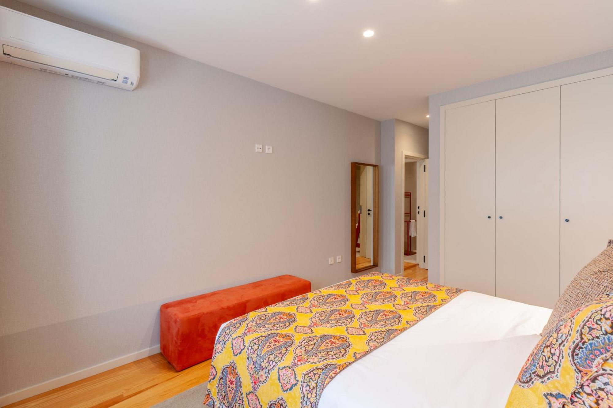 Savvy Signature Apartments Porto Exterior photo