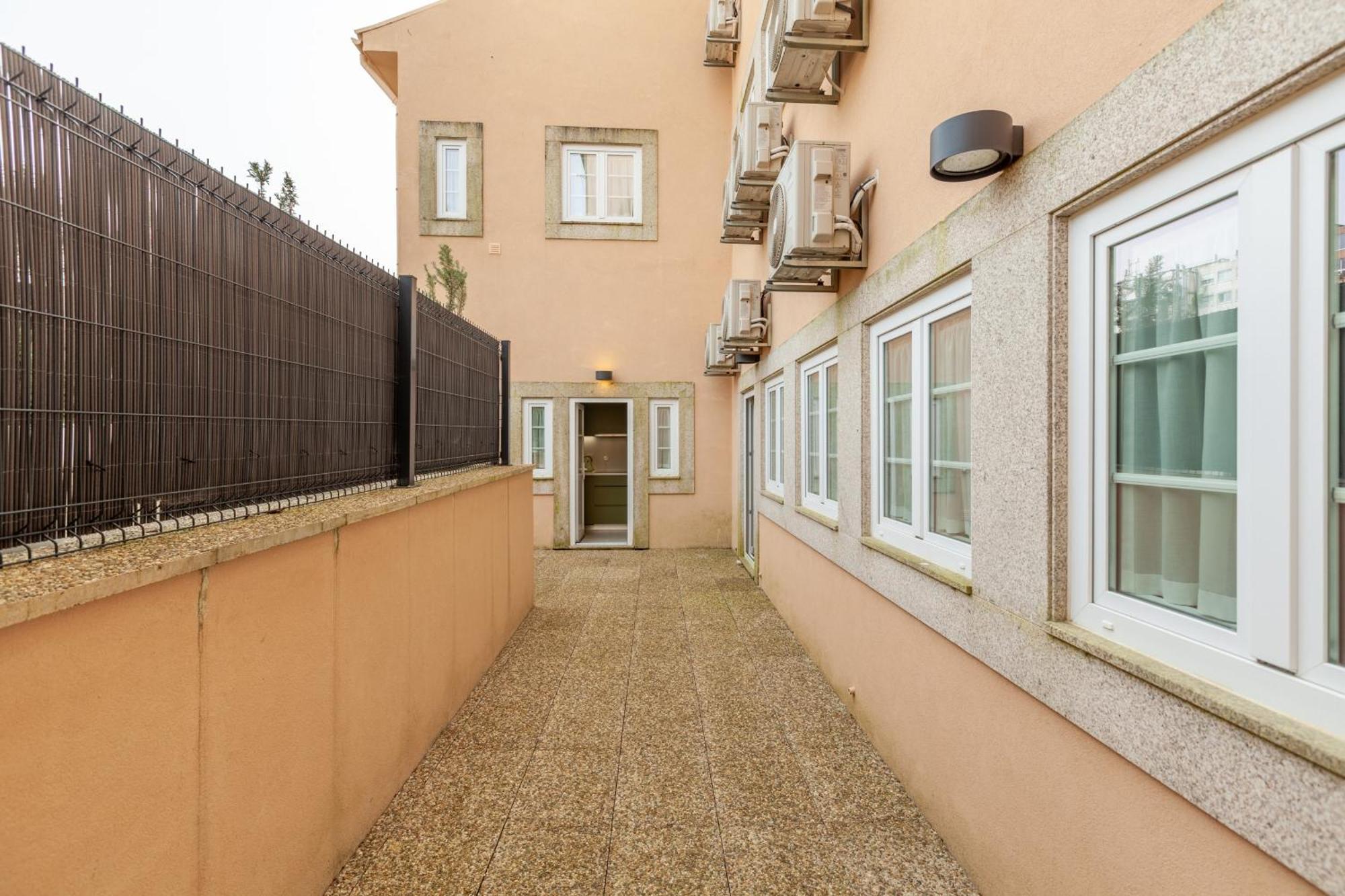 Savvy Signature Apartments Porto Exterior photo